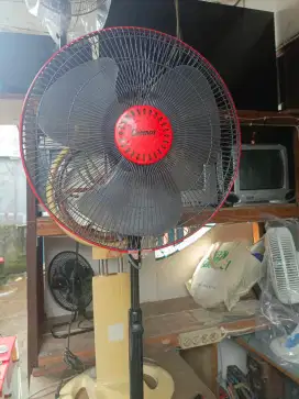 Di jual kipas angin Cosmos barang normal