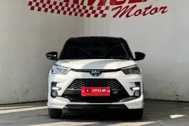 Toyota Raize GR 1.0 TSS two tone 2023 Putih