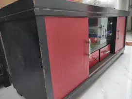 Lemari panjangan/lemari TV