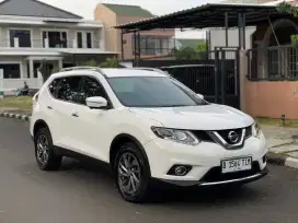 Nissan Xtrail 2.5 AT 2015 Putih Metalik - Full Original, Siap Pakai,