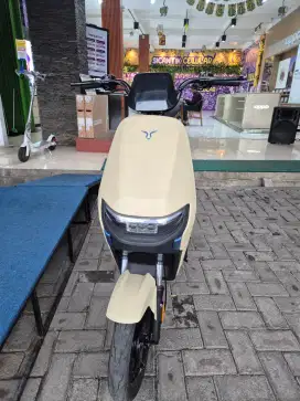 SEPEDA LISTRIK M70