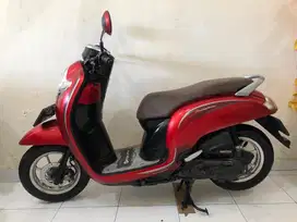 Scoopy stylish Th.2018 Merah!!