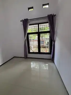 Strategis! Rumah Permata Jingga Suhat UB Kota Malang