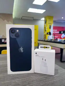 Iphone 13 128gb ( Free adapter Apple )