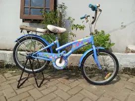 Sepeda anak perempuan cewek wimcycle murah