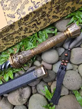 Pedang cambuk gada devil whip hunter bajan baja ulir berkualitas