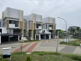 Dijual rumah attic siap huni cluster Blizfield BSD Gading Serpong