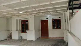 Rumah Dijual Cepat di Komplek Antapani dekat Jl Terusan Jakarta