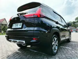 Xpander Cross Plus Facelift Hitam Matic