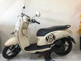 Scoopy Sporty Th.2014 Kream!!