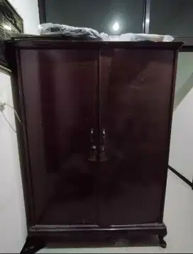 Dijual Lemari Kayu Jati 2 pintu Lebar 61cm panjang 126cm tinggi 160cm