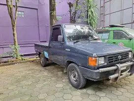 Dijual Toyota Kijang Pick Up tahun 1996 Kaleng an Sendiri