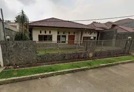 Dijual Rumah Lama Terawat di Kemang Jakarta Selatan