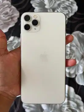 Dijual iphone 11 PRO MAX 256 SILVER