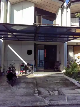 Disewakan Rumah Uptown Lippo Cikarang Full Furnished