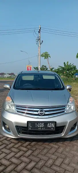 Nissan Livina 2012 Bensin
