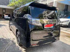MOBIL VELLFIRE 2.4 AT