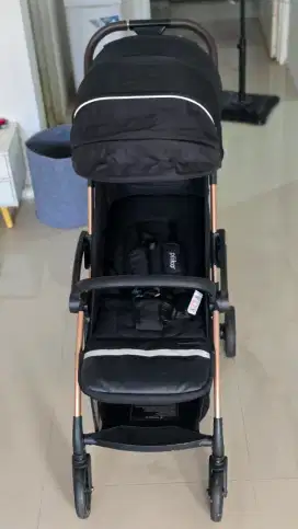 Stroller Bayi Pliko Rover (Bekas Seperti Baru)
