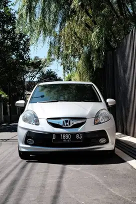 Honda Brio E 1.3 CBU AT 2013