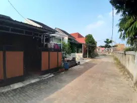 Rumah cluster second di dekat GDC kota Depok