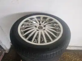 Velg & Ban R18 4 buah
