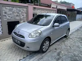 Nissan March 2012 Silver Metalik Pajak On