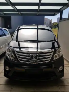 Tpyota Alphard SC 2014