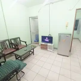 Apartemen Mediterania Gajah Mada 2 BR Furnished Baru Dicat Free Wifi