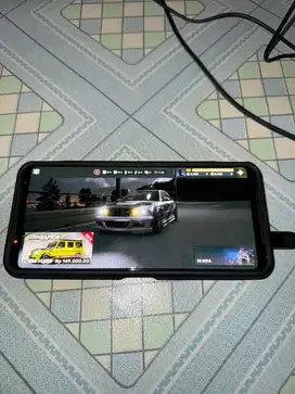 ASUS ROG PHONE 3 12/512gb fullset Like New