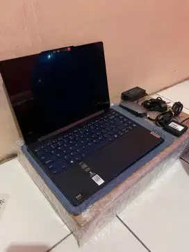 Lenovo Yoga 9 2-in-1 14IMH9