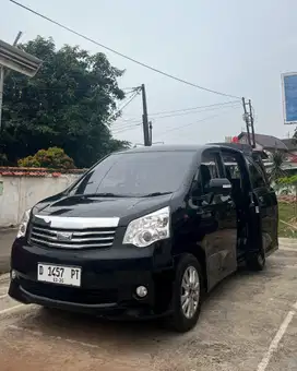 Toyota Nav1 2015 Bensin