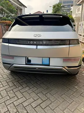 Hyundai Ioniq 5 2023 - Signature Gold Matte | CASH