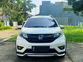 Honda BRV E AT  2016 putih