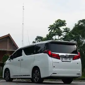 Toyota Alphard 2021 Bensin