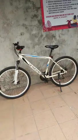 Sepeda mtb senator size 26