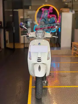 FOR SALE VESPA MATIC Primavera 150 iget ABS LED FACELIFT