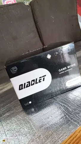 Proyektor QIAOLET A1 android