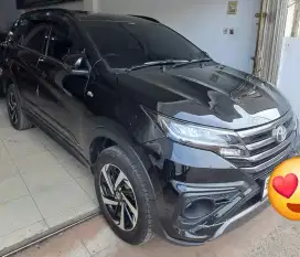Toyota Rush 1,5 GR M/T tahun 2024