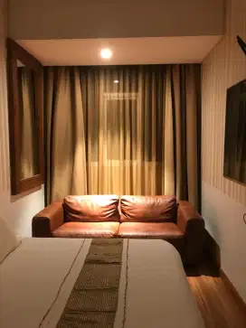 Roseville Soho & Suite