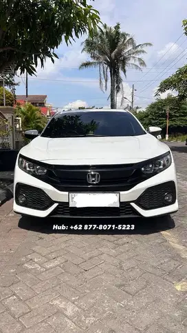 Honda Civic Hatchback Turbo A/T 2017