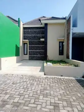 RUMAH SUKUN TENGAH KOTA MALANG LENGKAP PERABOT
