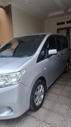 Nissan Serena 2013 Bensin
