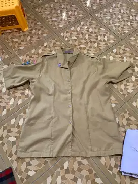PRELOVED SERAGAM PRAMUKA SISWI SMA