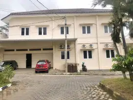 DJUAL Kost Eksklusif 2LT/15Kmr Kawasan Elite Telaga Bodas Gajahmungkur