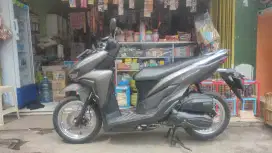 Bismillah di jual Vario 125 lengkap pajak hidup kilometer 7rb