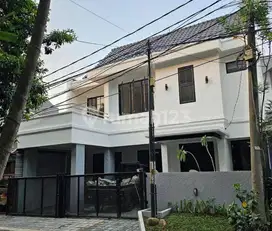 Dijual Rumah Bagus Siap Huni di Bintaro Sektor 6