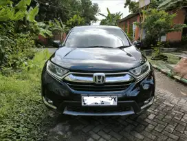 Honda CRV 1.5 TC CVT Tahun 2018*
(Warna Hitam Mutiara)