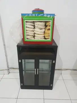 Etalase Kaca Bekas Restoran