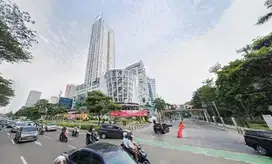 Apartemen Full Furnished di FX Residence, Sudirman – 130m², Dekat MRT