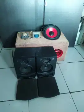 Satelit Akari, Woofer, dan Trafo